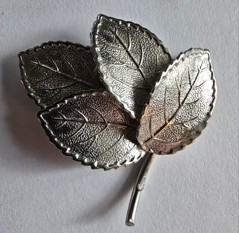 Vintage leaf brooch silver tone metal leaves branch fall autumn pin